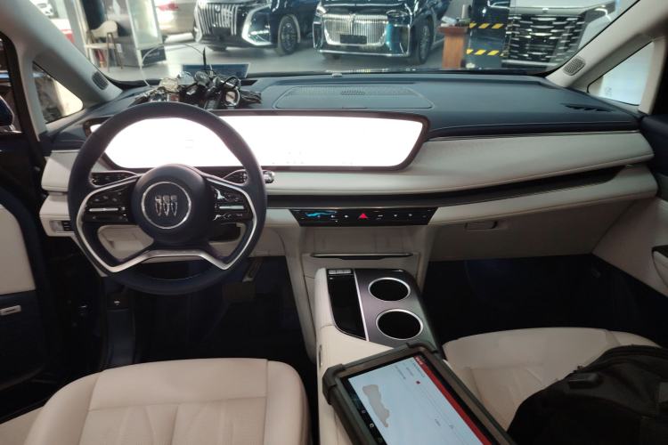 Used Buick GL8 New Energy 2024 Lu Zun Luxury Edition 7-Seater
