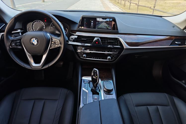 Used BMW 5 Series 2018 528Li Launch Special Edition
