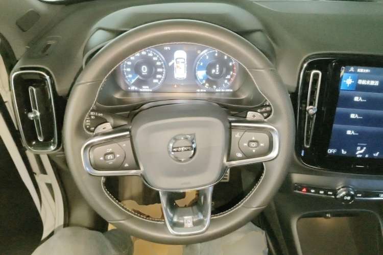 Used Volvo XC40 2020 T4 Four-Wheel Drive Smart & Sporty Edition
