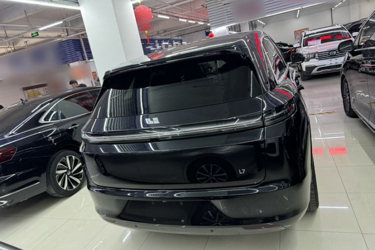 Used Li Auto L7 2023 Pro Model
