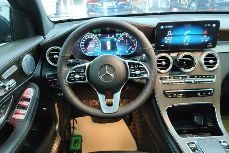 Used Mercedes-Benz GLC 2021 GLC 260 L 4MATIC Luxury Model