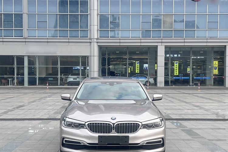 Used BMW 5 Series New Energy 2020 Mileage Upgrade Version 530Le Luxury Package
