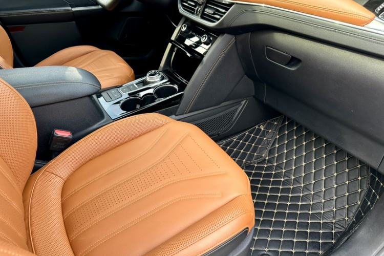 Used Ford Escape 2020 EcoBoost 245 Four-Wheel Drive Luxury Edition
