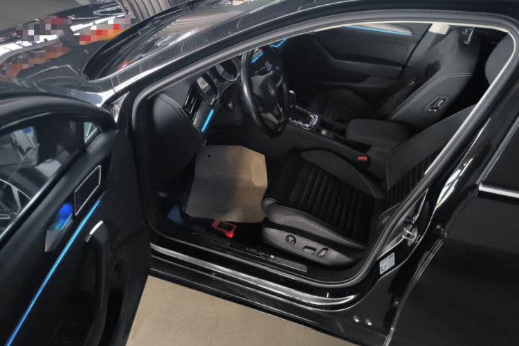 Used Volkswagen Magotan 2020 330TSI DSG Leading Model
