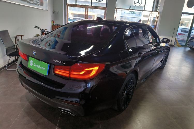 Used BMW 5 Series 2019 Facelifted 530Li Leading Edition M Sport Package
