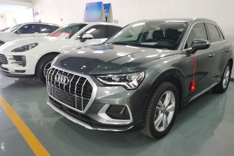 Used Audi Q3 2020 40 TFSI Fashionable and Elegant Model
