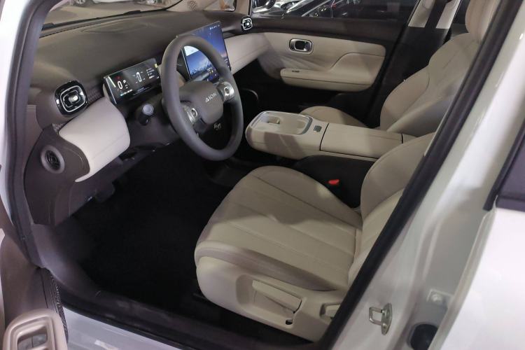 Used AION UT 2025 330 Starlight Edition
