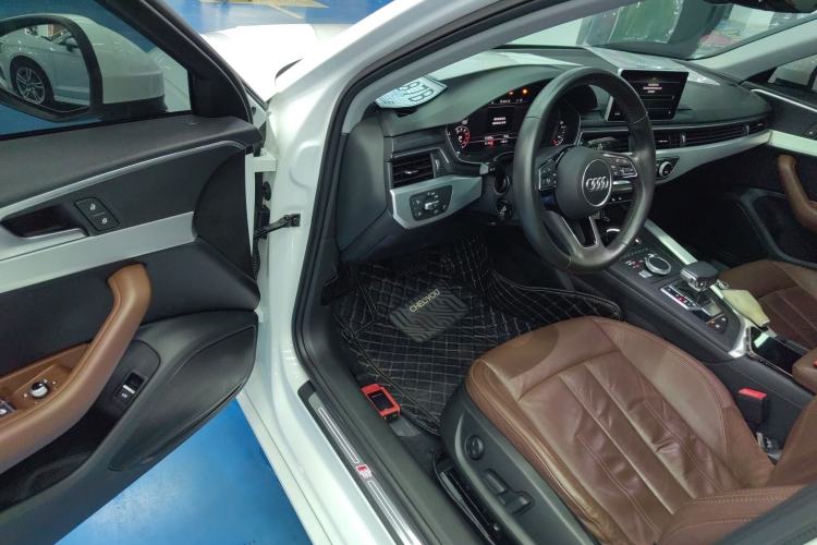 Used Audi A4L 2019 40 TFSI Fashion Version China V
