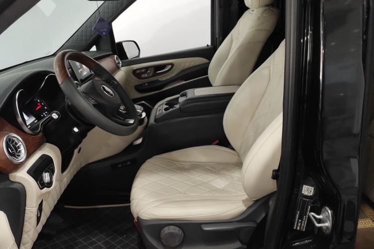 Used Mercedes-Benz V-Class 2017 V250 2.0T U.S. Spec