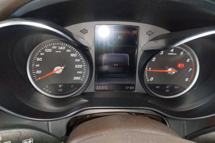 Used Mercedes-Benz GLC 2019 GLC 260 L 4MATIC Dynamic Model
