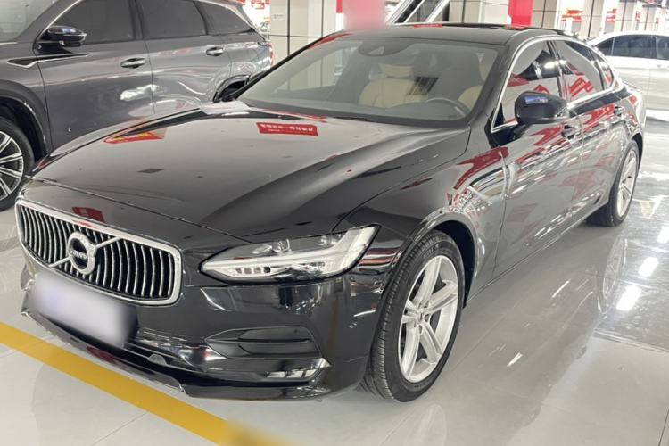 Used Volvo S90 2017 T4 Zhiyuan Edition
