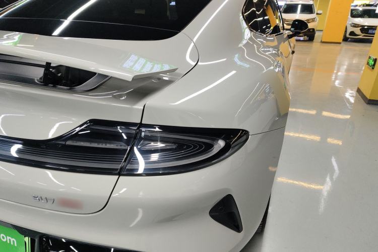 Used  SU7 2024 Four-Wheel Drive Ultra-Long Range Advanced Intelligent Driving Max Edition