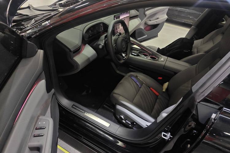 Used Zeekr 001 2024 WE Edition 95 kWh All-Wheel Drive
