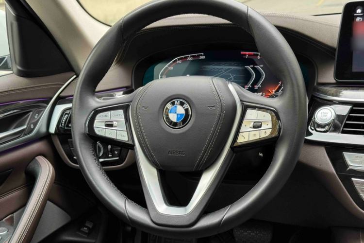 Used BMW 5 Series 2022 Second Facelift 525Li Luxury Package