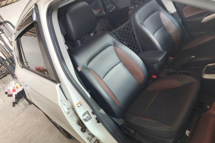 Used Suzuki Vitara S-Cross 2017 1.6L CVT Two-Wheel Drive Urban Advanced Model
