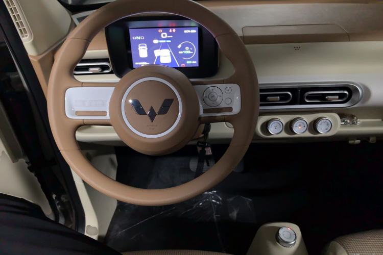 Used Wuling Hongguang MINIEV 2024 3rd Generation 215km Youth Edition
