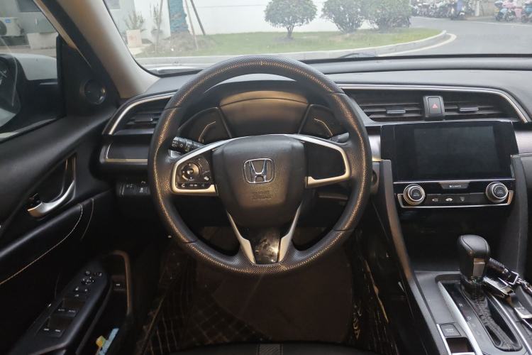 Used Honda Civic 2016 220TURBO CVT Luxury Edition