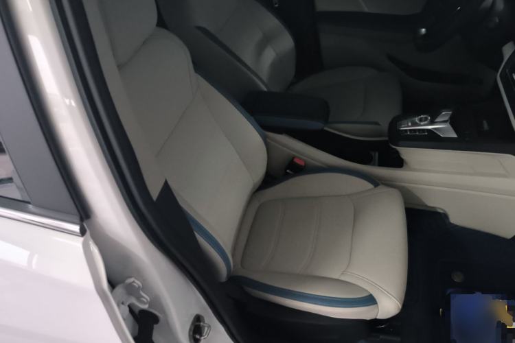 Used BYD Yuan Pro 2023 401KM Luxury Version
