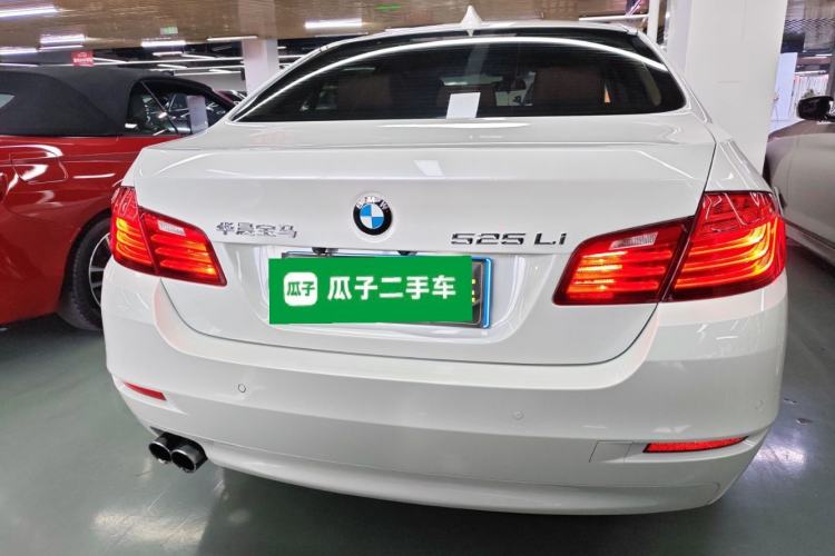 Used BMW 5 Series 2017 525Li Leading Model
