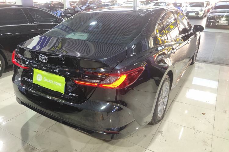Used Toyota Camry 2024 Dual-Motor 2.0 HGVP Luxury Edition