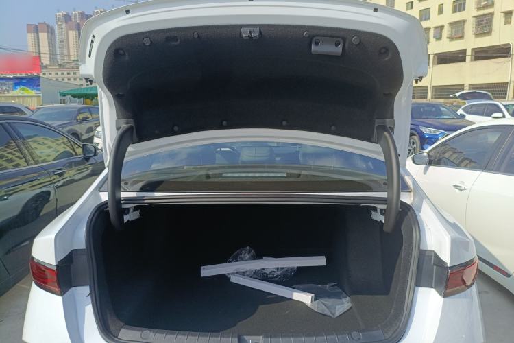 Used BYD Qin PLUS 2025 DM-i Smart Drive 55KM Leading Model