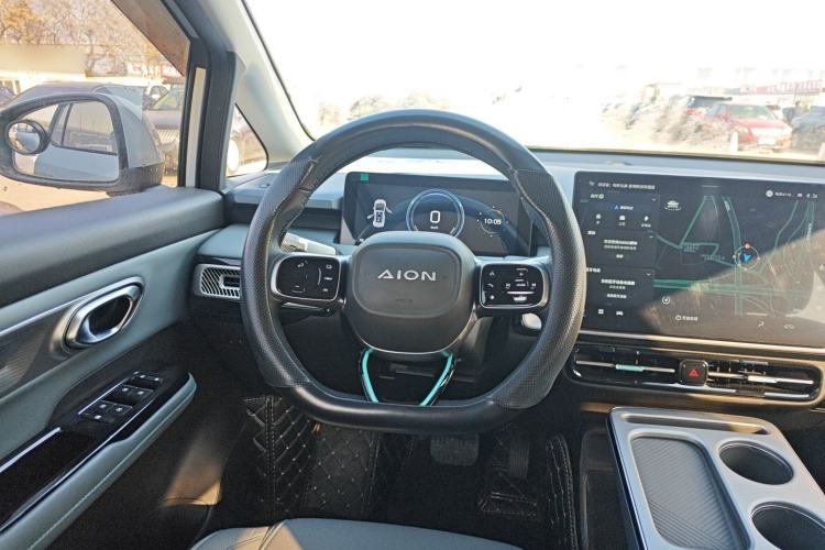 Used AION Y 2024 Younger
