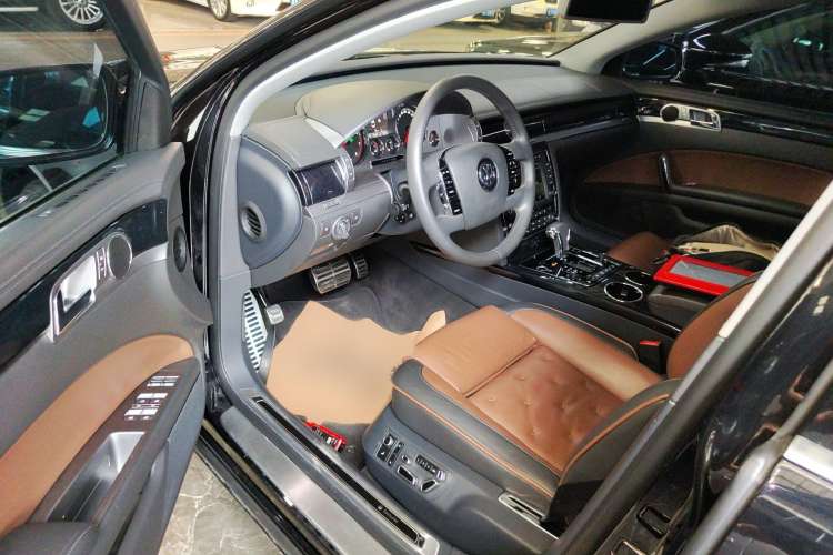 Used Volkswagen Phaeton 2015 3.0L Exclusive Edition
