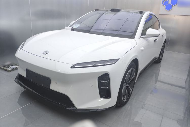 Used Nio ET5 2025 100 kWh