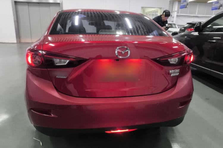 Used Mazda Mazda 3 Axela 2016 Sedan 2.0L Automatic Sport Model

