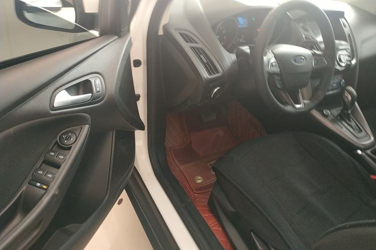 Used Ford Focus 2018 Hatchback Classic 1.6L Automatic Comfort Plus SmartDrive Edition