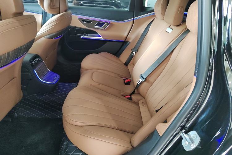 Used Mercedes-Benz E-Class 2025 Facelift E 300 L Fashion Edition
