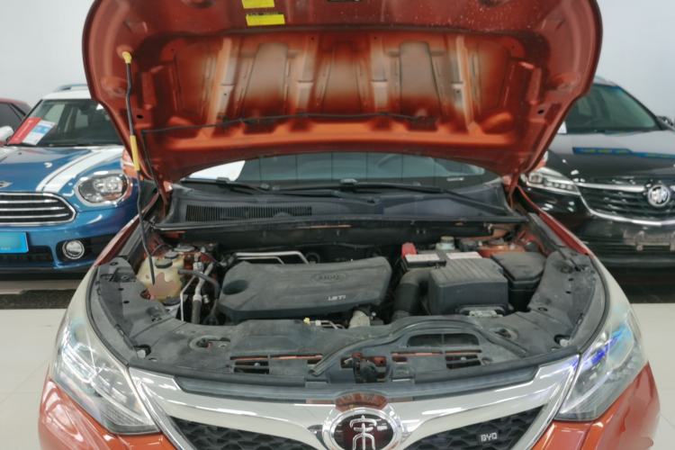 Used BYD Song 2017 Gaishe Upgrade Edition 1.5TID Automatic Elite Model
