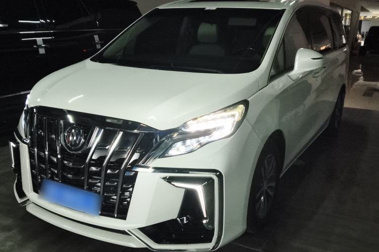 Used Buick GL8 2022 ES Landtrek 653T Comfort Edition