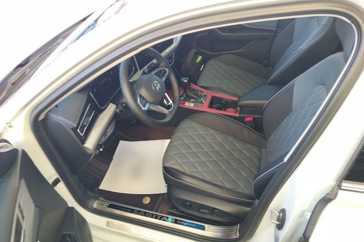 Used Volkswagen Sagitar 2025 300TSI DSG Excellence Edition
