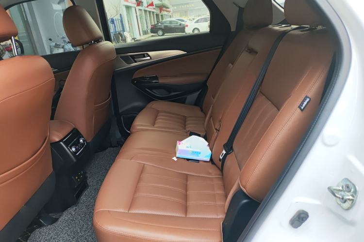 Used Changan CS95 2017 2.0T Four-Wheel Drive SmartDrive Edition
