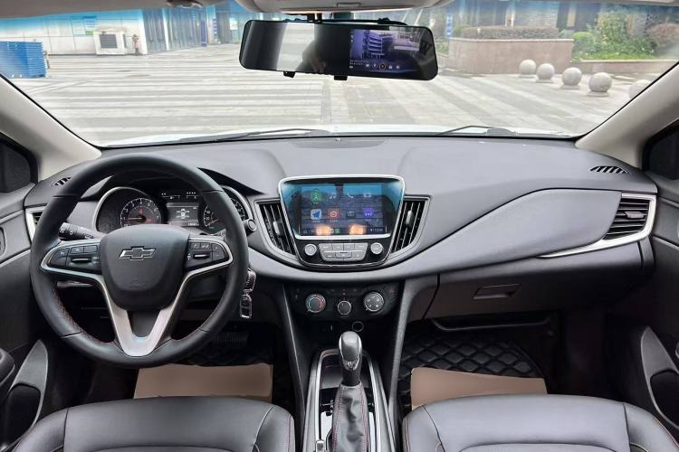 Used Chevrolet Monza 2022 Light Hybrid Redline 320T Dual-Clutch Thrilling Edition