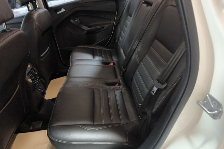 Used Ford Kuga 2019 EcoBoost 180 Two-Wheel-Drive Titanium Plus Model China V Standard