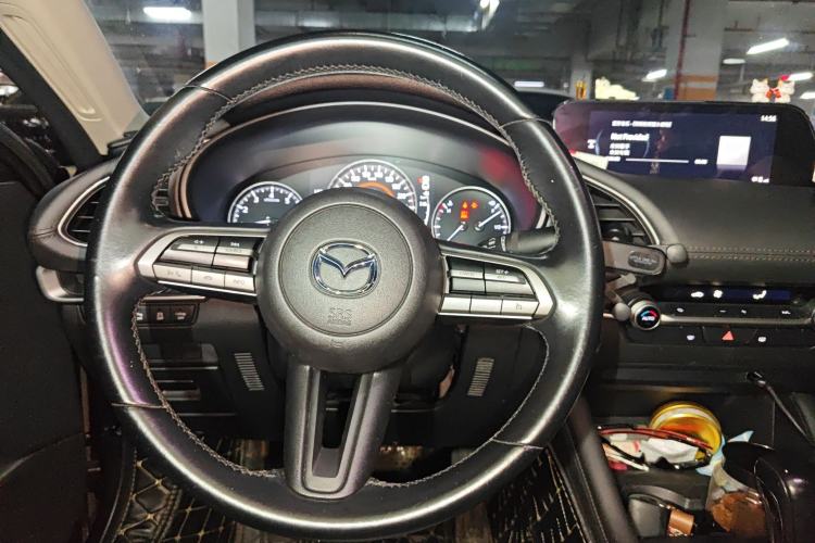 Used Mazda Mazda 3 Axela 2020 1.5L Automatic Luxury Version
