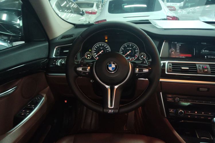 Used BMW 5 Series GT 2014 528i Leading Model
