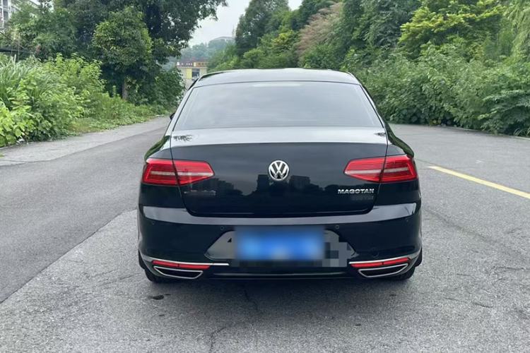 Used Volkswagen Magotan 2018 Facelift 330TSI DSG Luxury Model
