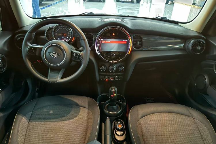 Used  MINI 2022 1.5T ONE Five-Door PLUS
