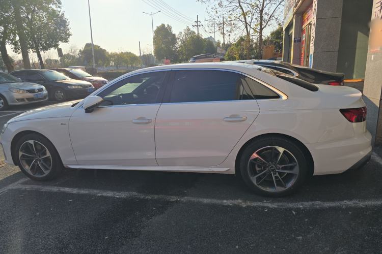 Used Audi A4L 2024 40 TFSI Fashion Dynamic Model
