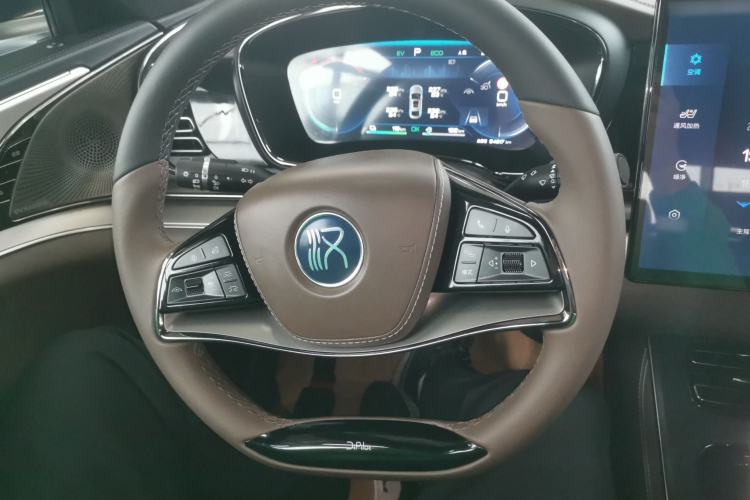 Used BYD Han 2022 DM-i 121KM Prestige Model
