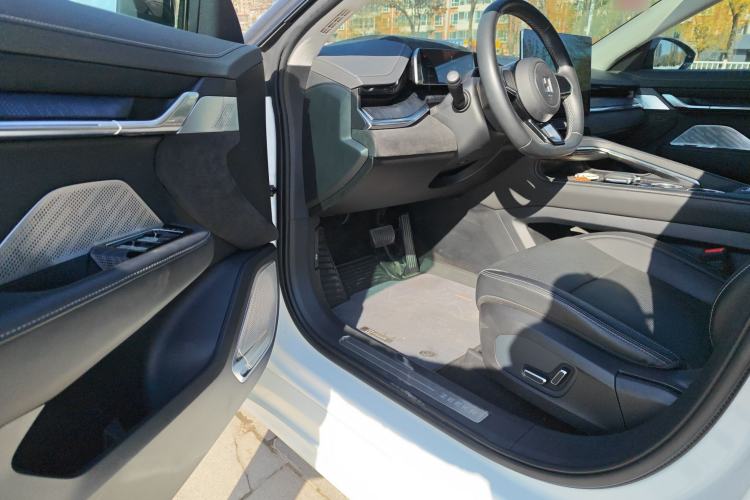 Used Zeekr 001 2022 Long-Range Dual-Motor WE Edition
