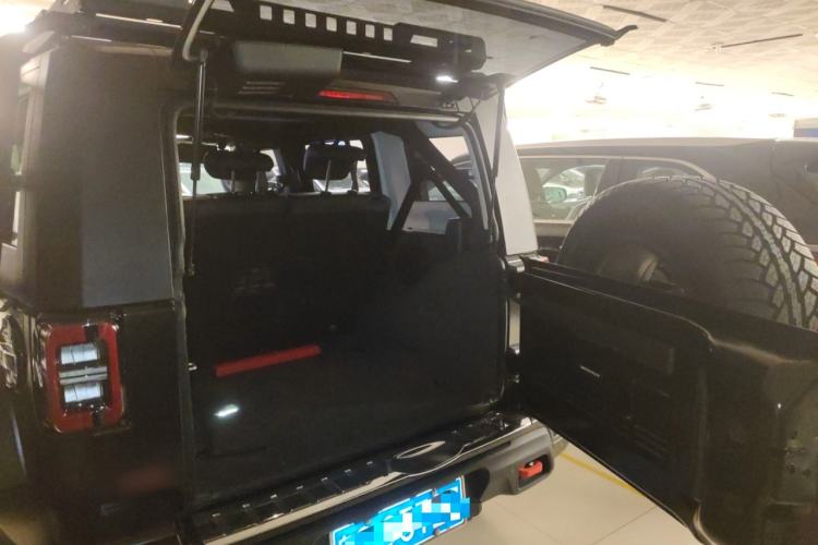 Used Beijing Auto BJ40 2023 2.0D Automatic Four-Wheel Drive Blade Hero Edition Adventurer Type
