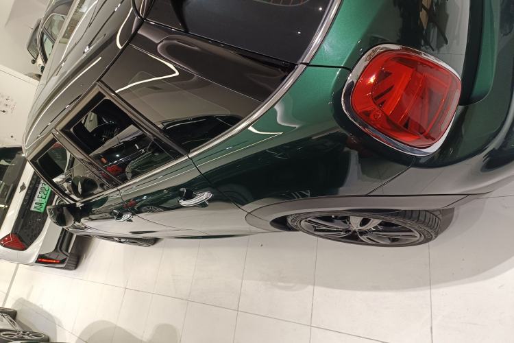 Used  MINI 2018 1.5T COOPER Racing Edition Five-Door Version