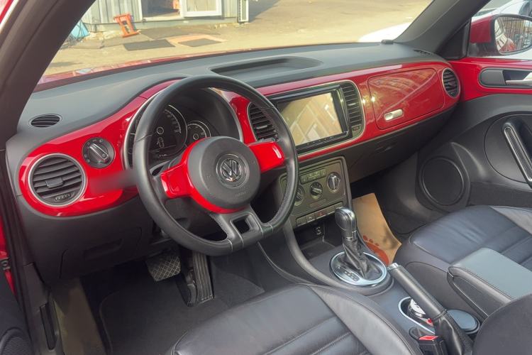 Used Volkswagen Beetle 2013 1.4 TSI Comfort Model
