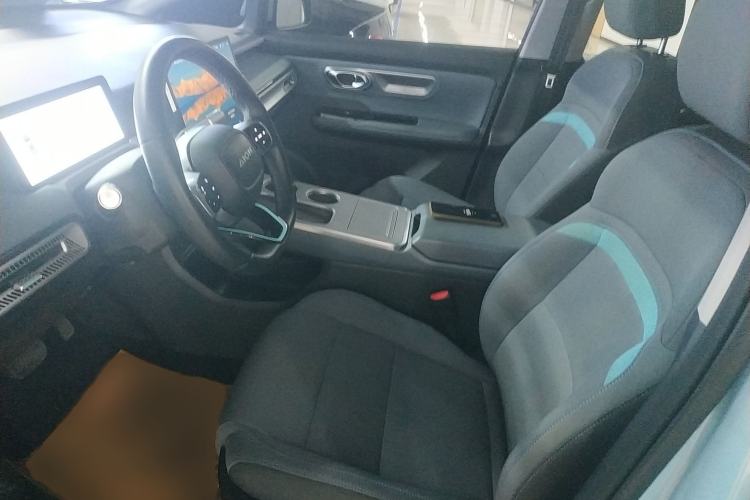 Used AION Y 2023 Younger
