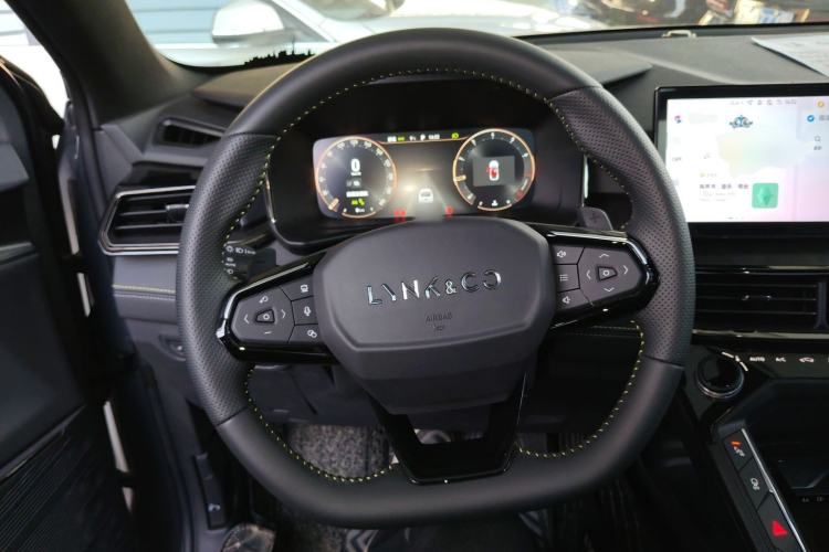 Used Lynk & Co 06 2023 Remix 1.5T Dynamic Halo