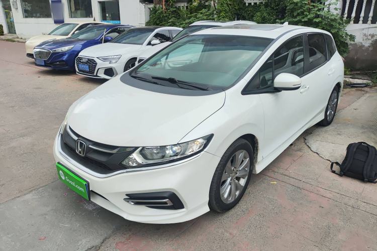 Used Honda Jade 2017 1.8L automatic Comfort version 5 seats
